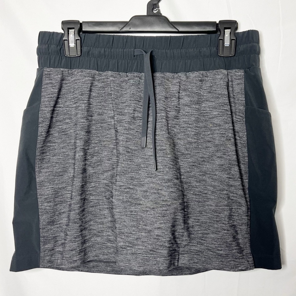 Athleta Grey Drawstring Waist Skort Size Small